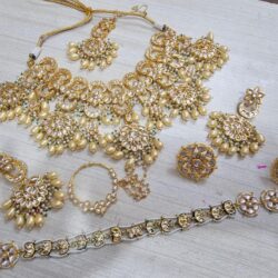 Kundan Set