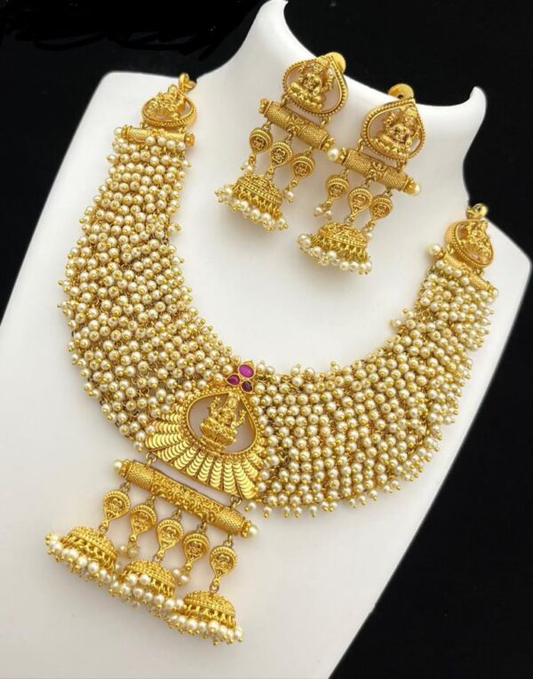 Necklace Set