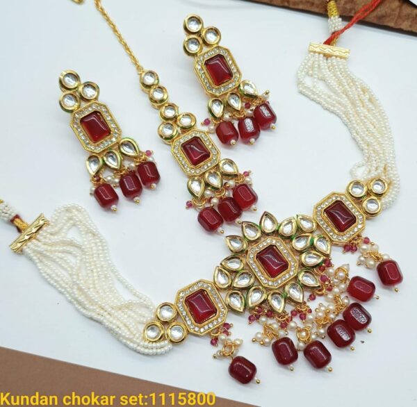 Choker set