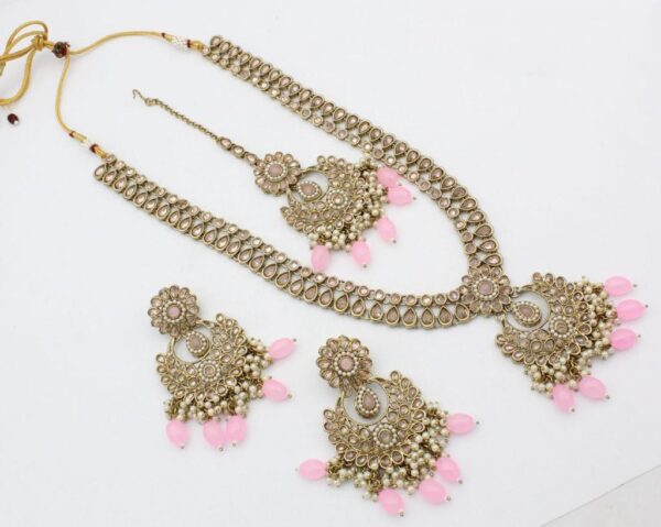 Necklace set