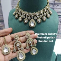 Kundan set