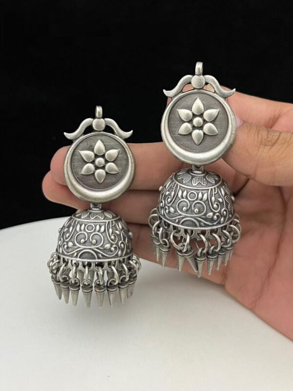 Earrings Jhumka