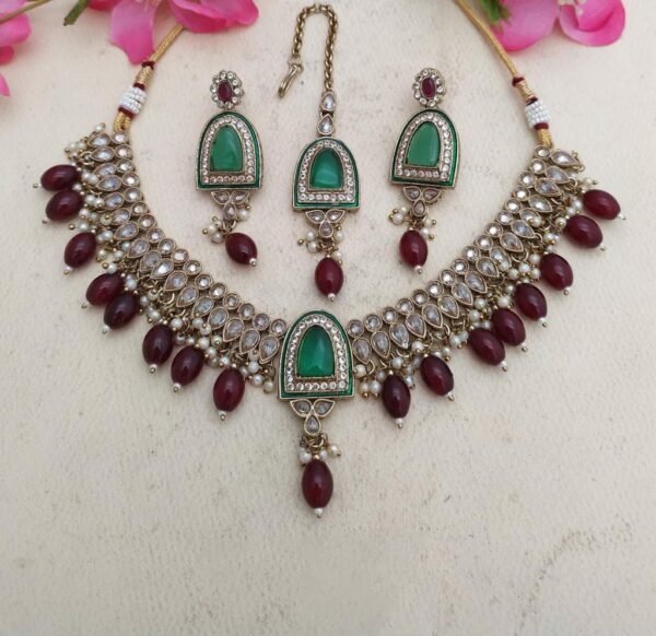 Necklace Set