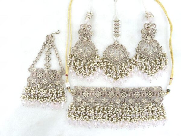 Choker Set