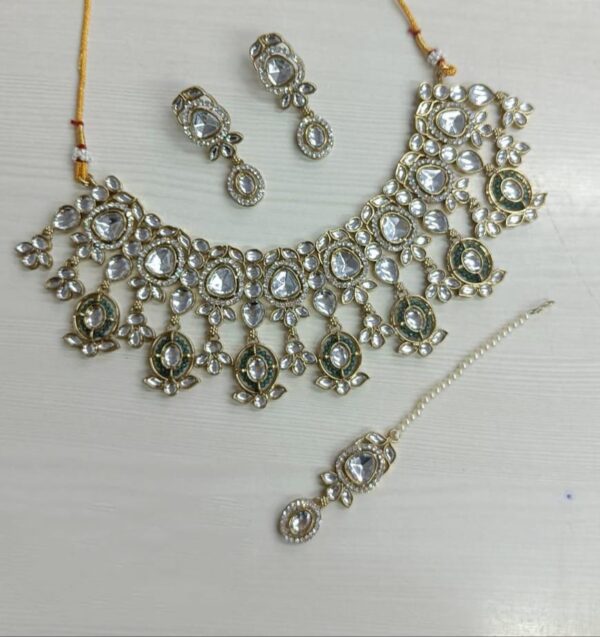 Kundan Set