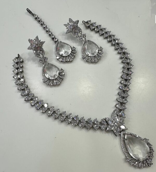 Necklace Set