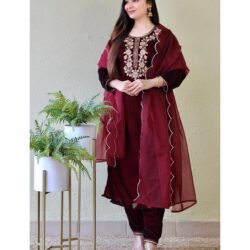 Women Velvet Suit Set